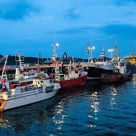 Pinebrook House Double Bed Small En-suite Free Parking Pansiyon