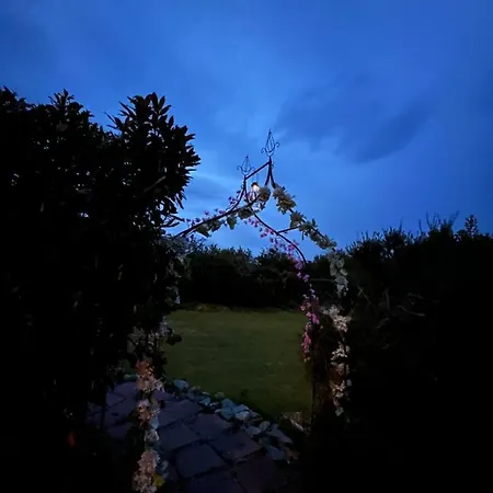 民宿 Pinebrook House Double Bed Small En-suite Free Parking *