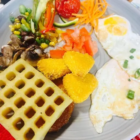 Pinebrook House Double Bed Small En-suite Free Parking