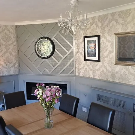 Pinebrook House Double Bed Small En-suite Free Parking 基利贝格斯