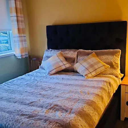 Pinebrook House Double Bed Small En-suite Free Parking * Killybegs