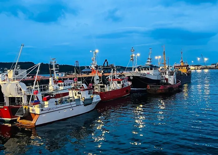 Pinebrook House Double Bed Small En-suite Free Parking Homestay szállás