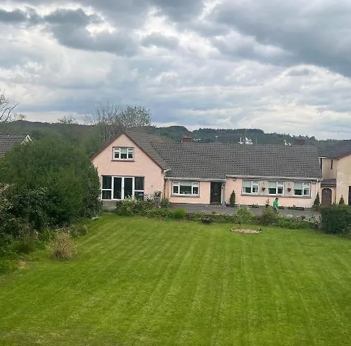 Pinebrook House Double Bed Small En-suite Free Parking Homestay szállás Killybegs