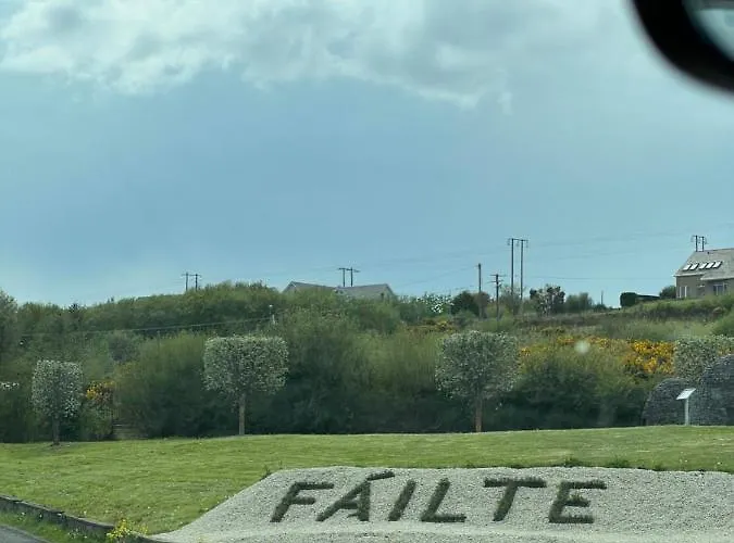 Pinebrook House Double Bed Small En-suite Free Parking * Killybegs