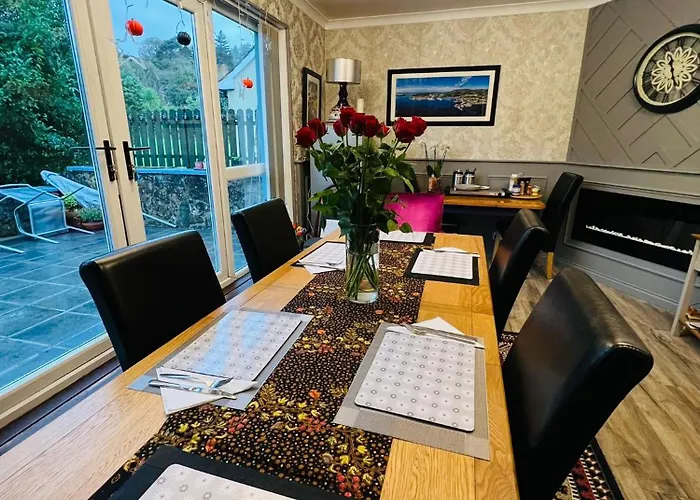 Pinebrook House Double Bed Small En-suite Free Parking Habitación en casa particular