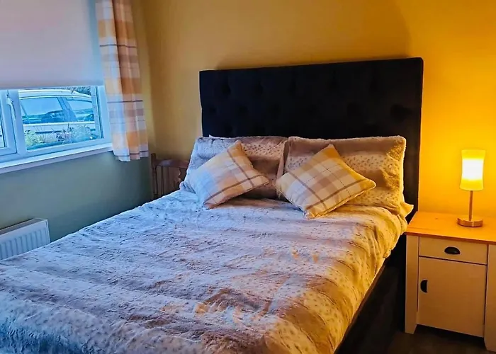 Pinebrook House Double Bed Small En-suite Free Parking * Killybegs
